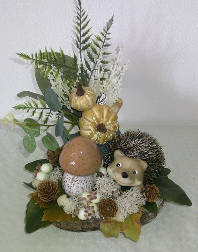 Herbstgesteck igel - , 🌿
